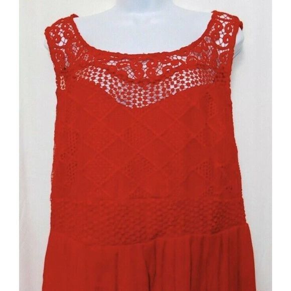 Torrid Coral Red Crocheted Lace Sleeveless Dress 10 Fit Flare Crinkle Christmas - Picture 2 of 12